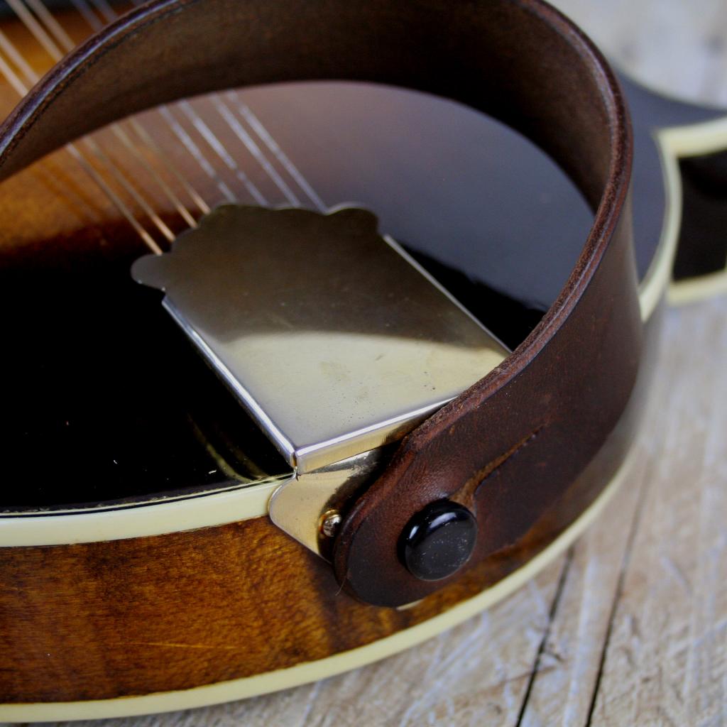 Handmade quality leather mandolin strap