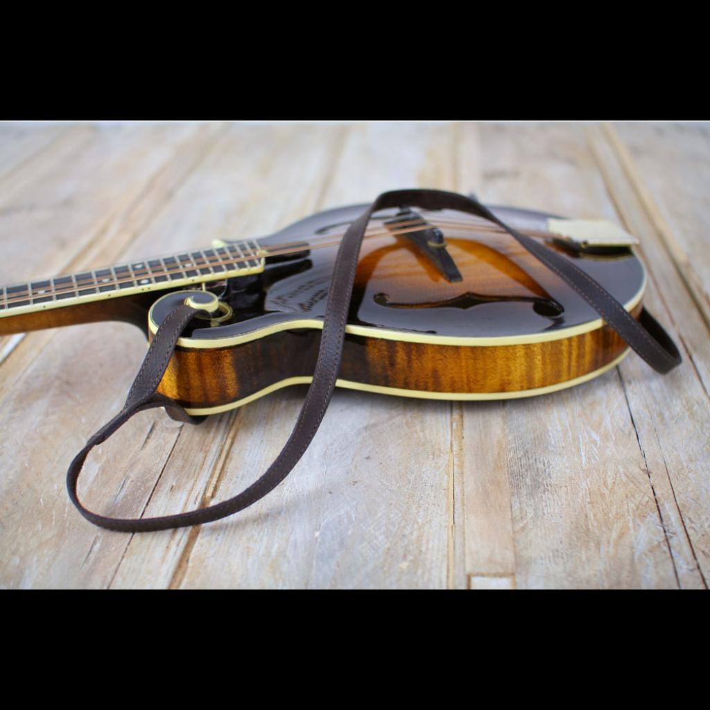 Handmade quality leather mandolin strap