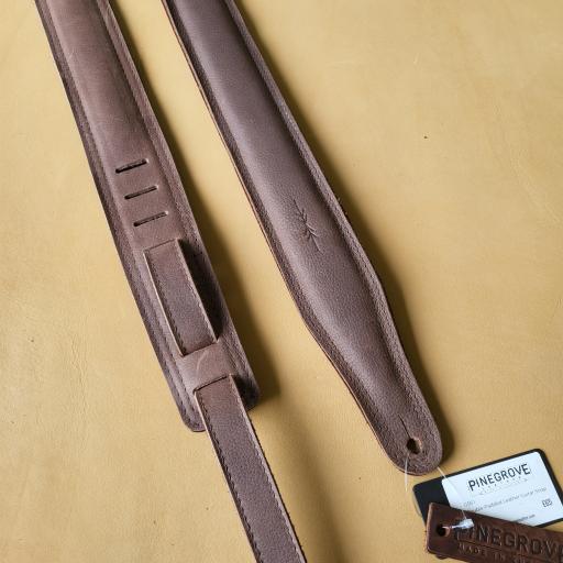SOLD! SPECIAL OFFER GS61 Brown Leather Guitar Strap - old stock