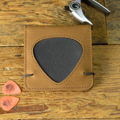 SOLD! SPECIAL OFFER Guitar Accessories Wallet - old stock (tan/black)
