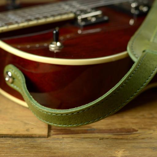 GS25 green guitar strap DSC_0004.jpg
