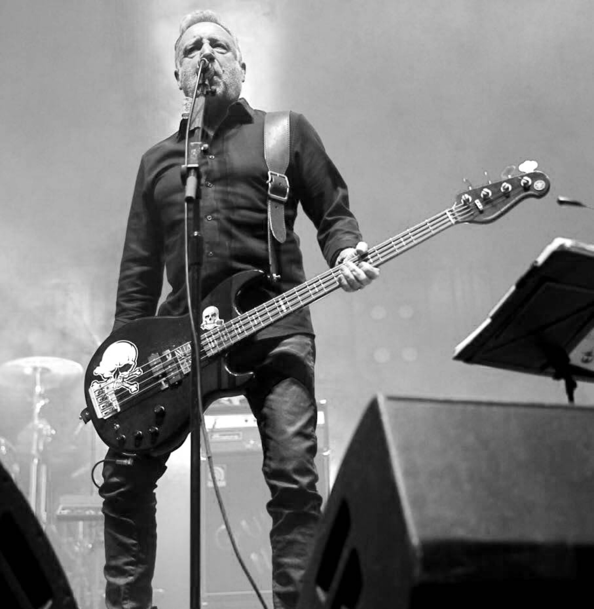 Peter Hook with black GS78 guitar strap 7-4-23 mono 2.jpg
