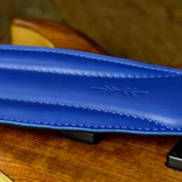 BS64 cobalt blue leather guitar strap by Pinegrove DSC_0314.jpg