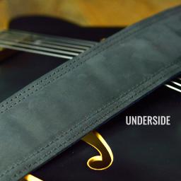 BS63 cobalt blue leather guitar strap by Pinegrove DSC_0313.jpg