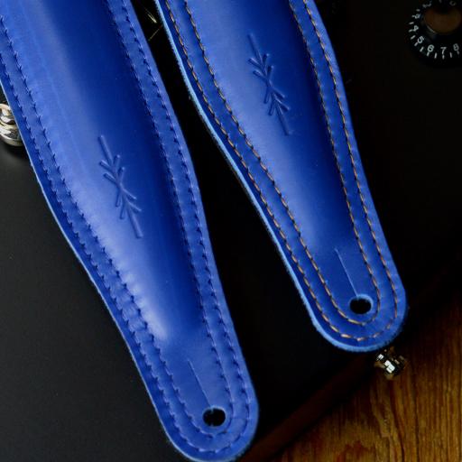 GS61 cobalt blue leather guitar strap by Pinegrove DSC_0293.jpg