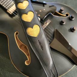 GS97 Hearts guitar strap gold 1.jpg