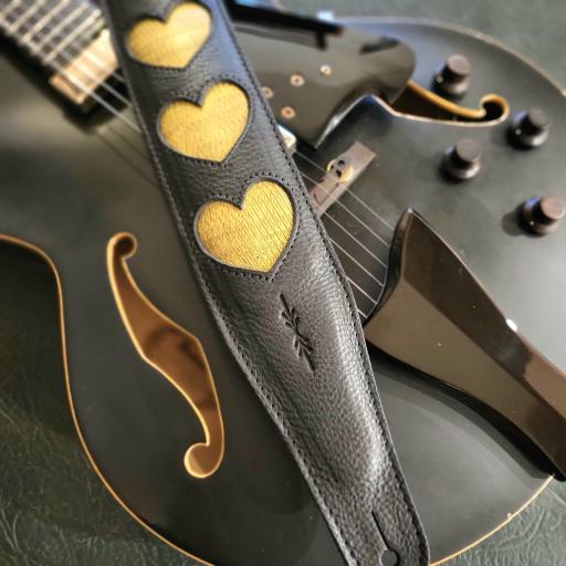 GS97 Leather Guitar Strap - Black with Gold Hearts